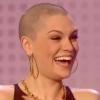 Jessie J a dévoilé son crâne rasé en direct à la télévision britannique, le 15 mars 2013.