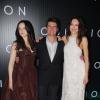 Tom Cruise, Olga Kurylenko et Andrea Riseborough pendant l'avant-première du film Oblivion à Rio de Janeiro, le 27 mars 2013.
