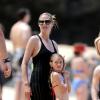 Heidi Klum, sublime, profite toujours de vacances avec sa petite famille et son petit ami Martin Kirsten à Hawaii, le 28 mars 2013.
