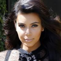 Kim Kardashian attaquée de toute part, mais soutenue par Helena Christensen