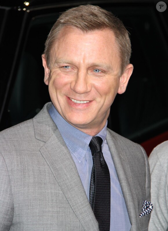 Daniel Craig lors de la soirée d'inauguration du nouveau Range Rover Sport à un Salon de l'automobile de New York le 26 mars 2013.