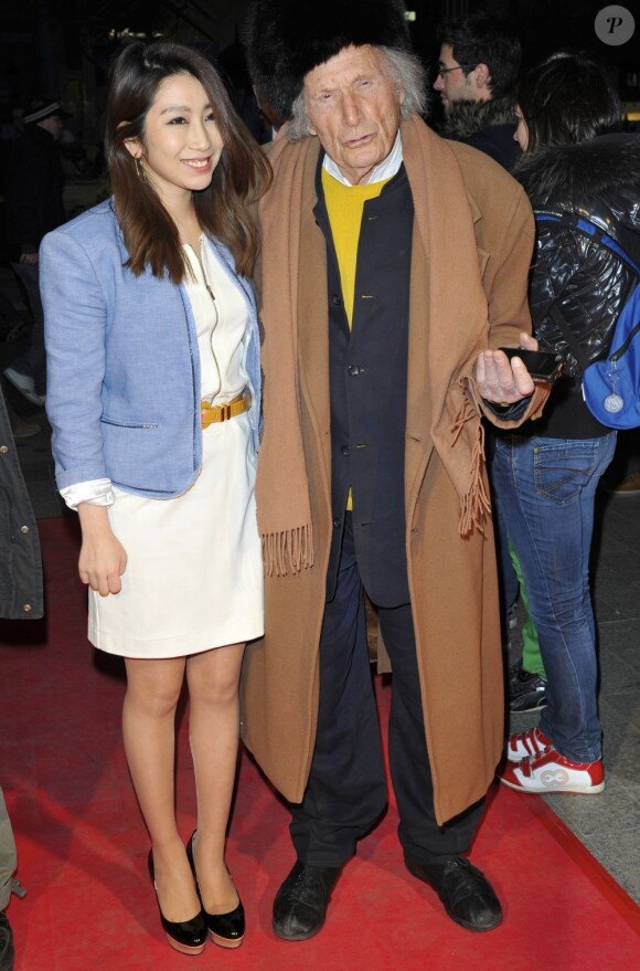 Mayu Kishima, Ivry Gitlis lors de l'avant-première du film Des gens qui s'embrassent à Paris au Gaumont Marignan le 1er avril 2013