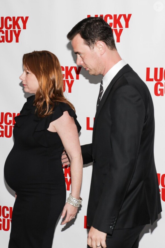 Samantha Bryant et Colin Hanks lors de la présentation de la pièce Lucky Guy à New York le 1er avril 2013