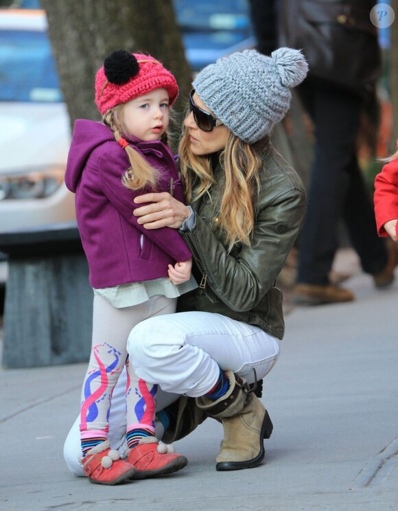 Sarah Jessica Parker et ses deux filles Marion et Tabitha dans les rues de New York. Le 13 mars 2013.