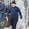 Exclusif - Chaz Bono, le fils de Cher, et un ami sont allés déjeuner au restaurant Le Pain Quotidien à West Hollywood, le 31 mars 2013.