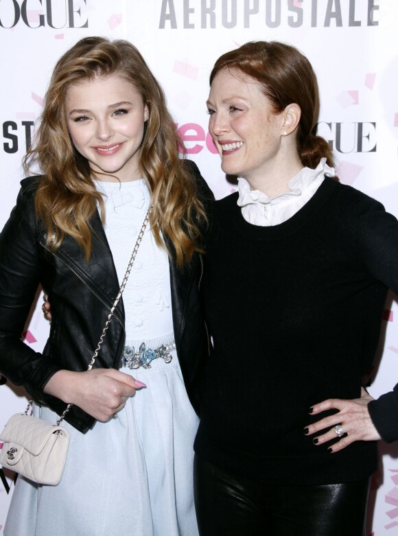 Chloë Grace Moretz et sa mère de fiction Julianne Moore à New York le 7 février 2013.