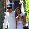 Adrien Brody et sa belle Lara Lieto lors d'une ballade en amoureux du côté de West Hollywood le 10 avril 2013