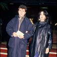 Daniel Balavoine et son épouse Corinne, aux Victoires de la musique, à Paris, le 24 novembre 1985