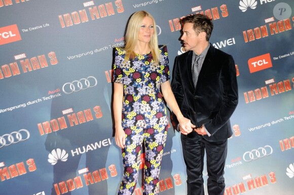 Gwyneth Paltrow et Robert Downey Jr. lors de l'avant-première de "Iron Man 3" au Grand Rex à Paris le 14 avril 2013
