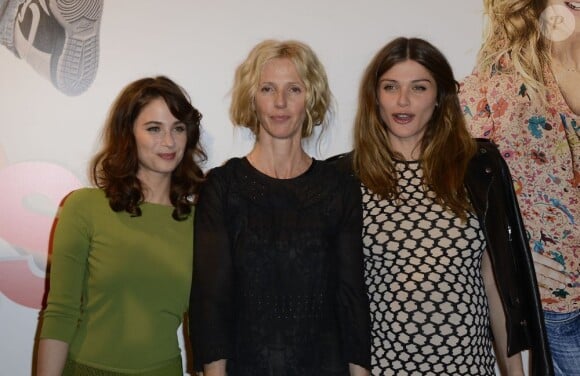 Mélanie Bernier, Sandrine Kiberlain et Elisa Sednaoui enceinte lors de l'avant-première du film Les Gamins au Gaumont Opéra à Paris, le 15 avril 2013.