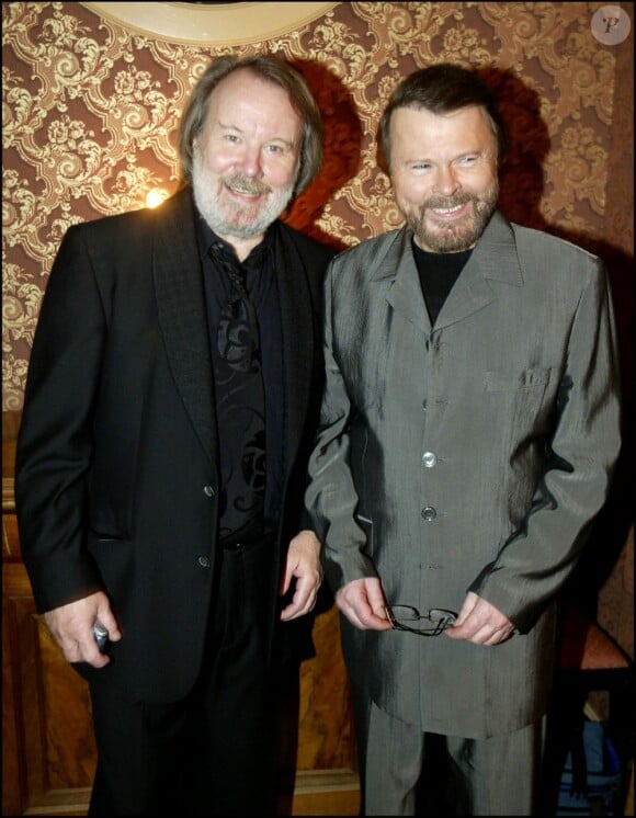 Benny Andersson et Bjorn Ulvaeus du groupe ABBA à la générale du spectacle Mamma Mia ! à Stockholm, le 12 février 2005.