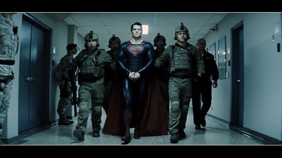 Man of Steel : Superman face au Général Zod dans un trailer spectaculaire