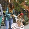 Sarah Jessica Parker dépose ses filles Marion et Tabitha à l'école à New York, le 19 avril 2013.
