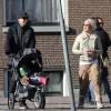 La chanteuse Pink, son mari Carey Hart et leur fille Willow se promenant à Amsterdam le samedi 20 avril 2013.