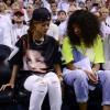 Rihanna et Melissa Forde assistent à la rencontre entre les Miami Heat et les Milwaukee Bucks à l'American Airlines Arena. Miami, le 21 avril 2013.