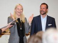 Mette-Marit et Haakon de Norvège : Le couple princier au boulot et enthousiaste