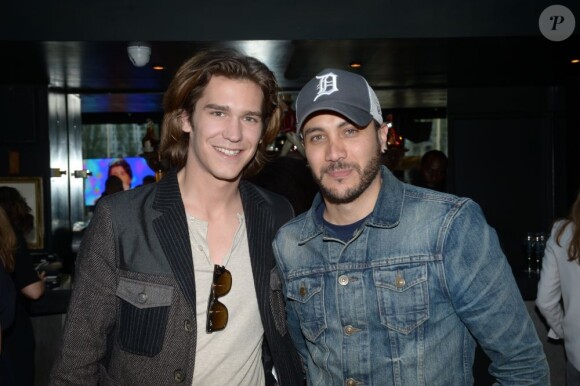 Amaury Vassili et Merwan Rim lors de la dernière soirée Chabada au restaurant La Plage à Paris le jeudi 25 avril 2013