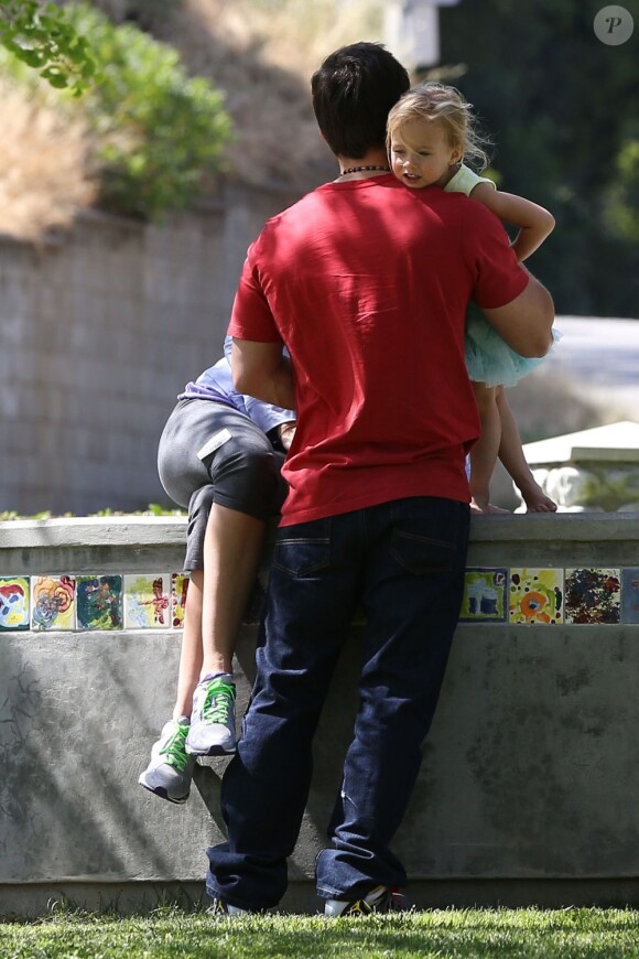 Mark Wahlberg, sa femme Rena Durham et leur fille Grace assistent à un goûter d'anniversaire à Coldwater Park. Los Angeles, le 26 avril 2013.