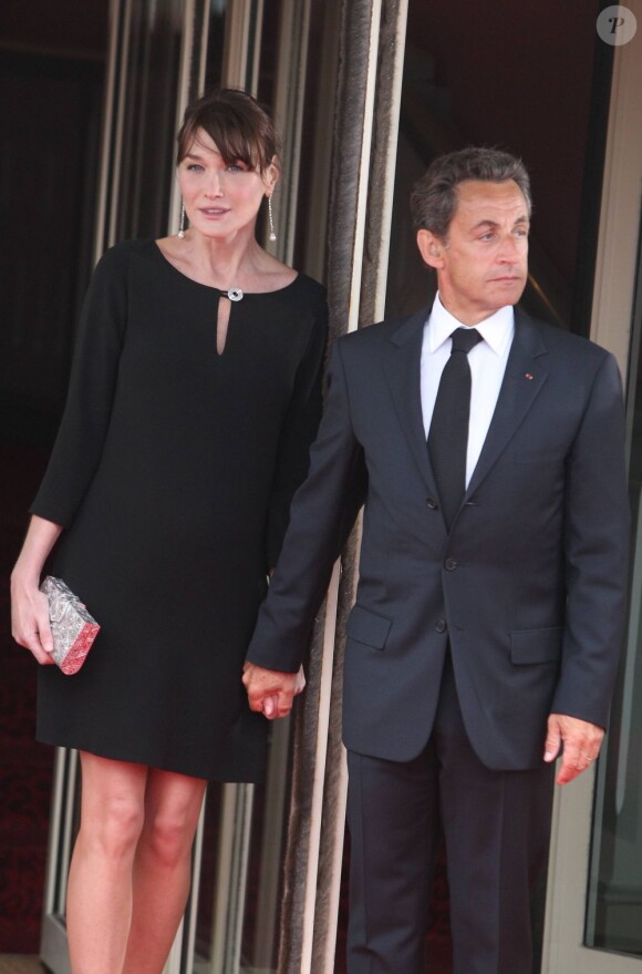 Nicolas Sarkozy et Carla Bruni (enceinte) lors du sommet du G8 à Deauville, le 26 mai 2011.