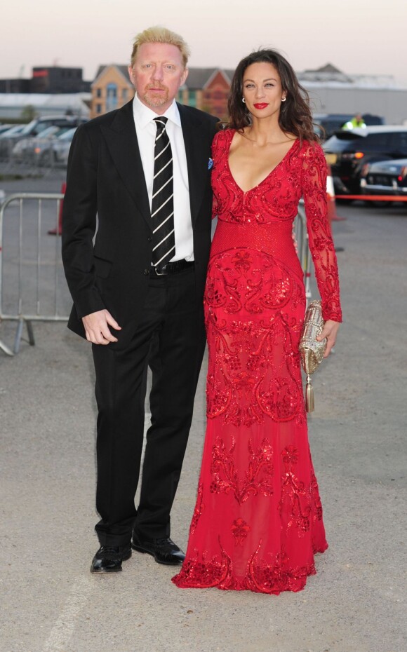 Boris Becker et sa belle Lilly Kerssenberg lors de la soirée de galaorganisée par la Gabrielle's Angel Foundation for Cancer Research à la célèbre Battersea Power Station de Londres, le 2 mai 2013