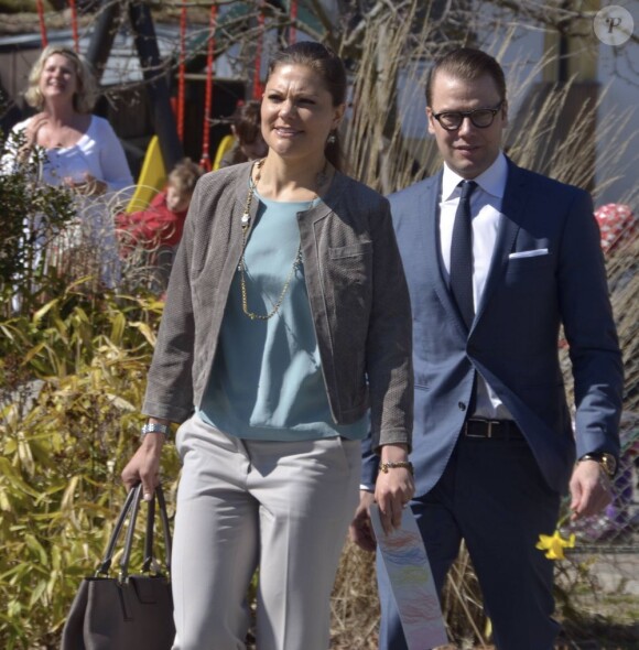 La princesse Victoria et le prince Daniel de Suède en visite dans le comté de Västra Götaland, à Göteborg, le 3 mai 2013.