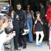 David et Victoria Beckham ont emmené leurs enfants Brooklyn, Romeo, Cruz et Harper au restaurant 'Le Jules Verne' situé au deuxième étage de la Tour Eiffel. A Paris le 5 mai 2013.