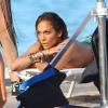 Jennifer Lopez et le rappeur Pitbull sur le tournage du nouveau clip "Live It Up" de Jennifer Lopez sur la plage à Miami, le 5 mai 2013. Casper Smart, le compagnon de Jennifer, ainsi que l'actrice Eva Marcille étaient également présents.