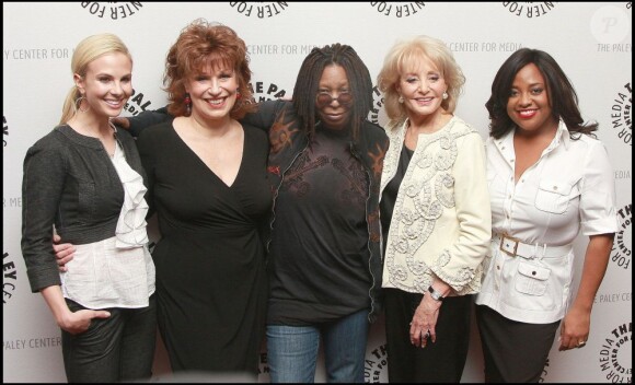 Sherri Shepherd, Barbara Walters, Whoopi Goldberg, Joy Behar et Elisabeth Hasselbeck - Les animatrices de The View - à New York, le 9 avril 2008.