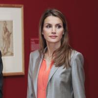 Letizia d'Espagne : Une gravure de mode au Prado, devant des dessins fameux