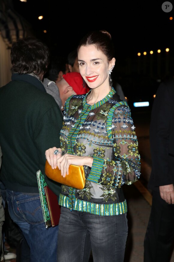 Paz Vega arrive au dîner Vanity Fair et Chanel au restaurant Chez Tetou le 19 mai 2013