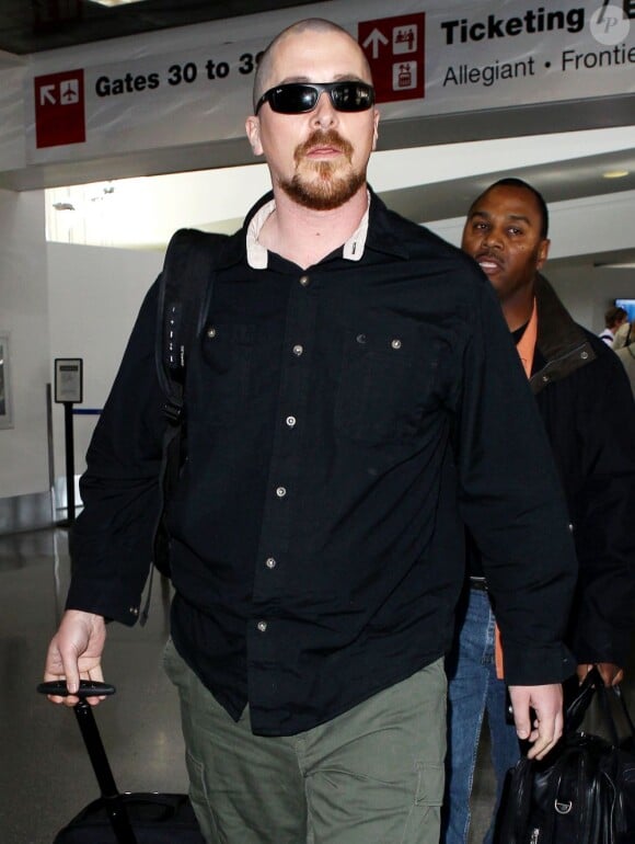 Christian Bale au Los Angeles International Airport, le 19 mai 2013.