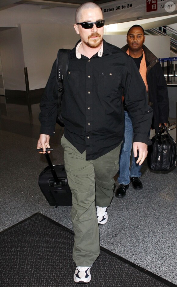 Christian Bale au Los Angeles International Airport, le 19 mai 2013.