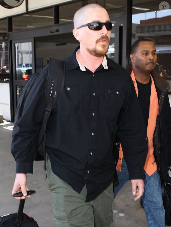 Christian Bale au Los Angeles International Airport, le 19 mai 2013.
