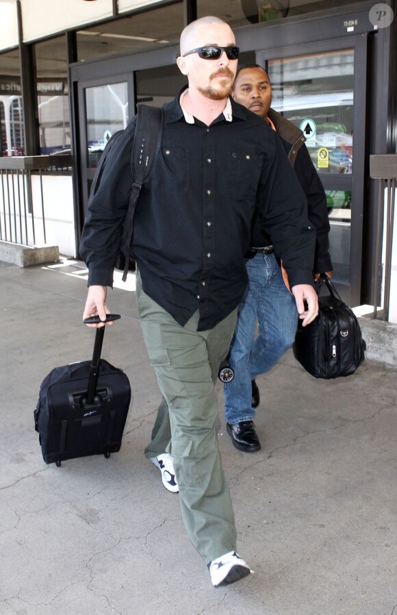 Christian Bale au Los Angeles International Airport, le 19 mai 2013.