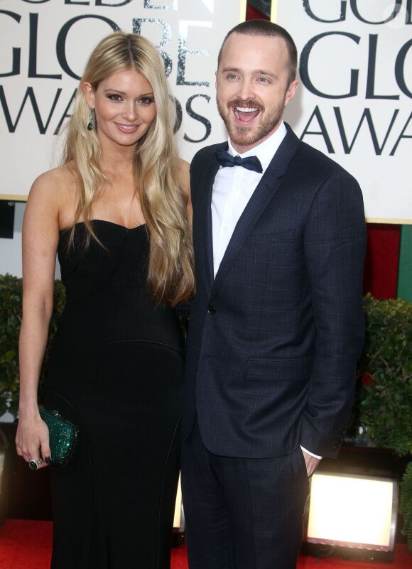 Aaron Paul et sa fiancée Lauren Parsekian à la soirée des Golden Globe Awards à Beverly Hills le 13 janvier 2013.