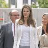 Letizia d'Espagne, lumineuse, inaugurait le 21 mai 2013 dans le quartier de Las Tablas à Madrid un nouveau centre pour l'insertion socio-professionnelle des personnes handicapées mentales.
