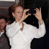 Uma Thurman assiste à la soirée Roberto Cavalli sur le yacht du créateur italien. Cannes, le 22 mai 2013.