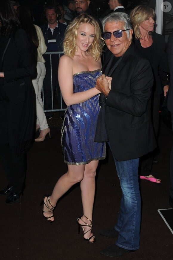 Ludivine Sagnier et Roberto Cavalli lors de la soirée du créateur italien. Cannes, le 22 mai 2013.