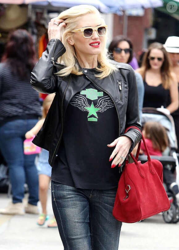 Gwen Stefani surprise dans le quartier de Chinatown à Los Angeles, le 24 mai 2013.