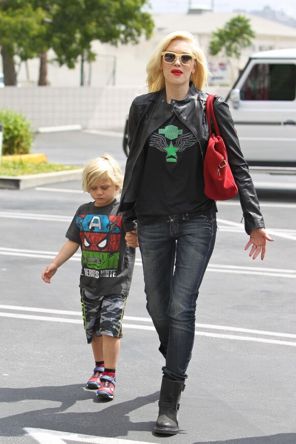 Gwen Stefani et son fils Zuma à Los Angeles, le 24 mai 2013.