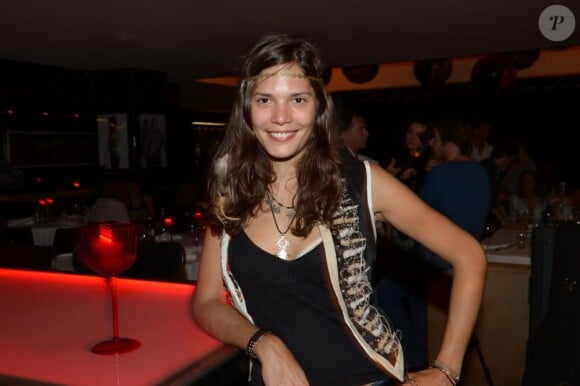 Exclusif - Vanille Clerc, fille de Julien Clerc, en concert à la Gioia à Paris, le 28 mai 2013.