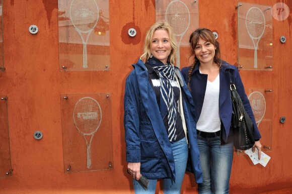 Natacha Régnier et Shirley Bousquet à Roland-Garros lors du cinquième jour des Internationaux de France le 30 mai 2013