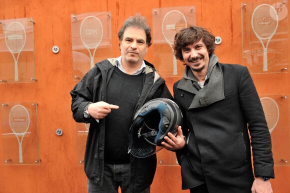 Arnaud Tsamere et Raphaël Mezrahi à Roland-Garros lors du cinquième jour des Internationaux de France le 30 mai 2013