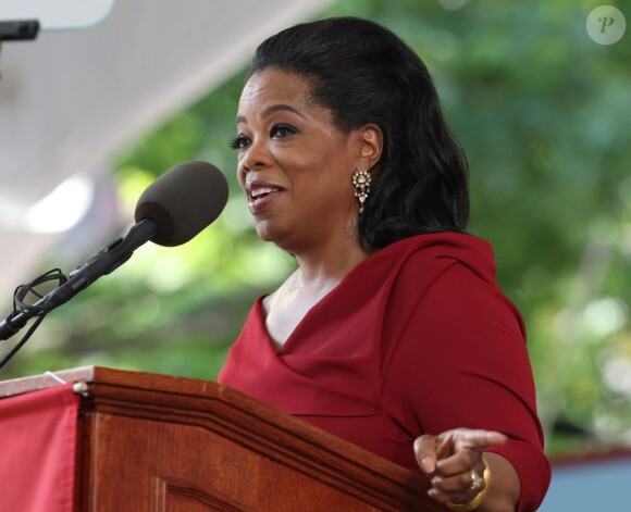 Oprah Winfrey durant un discours à l'université Harvard, le 30 mai 2013.