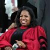 Oprah Winfrey reçoit un diplôme honorifique de doctorat en droit à Harvard à Cambridge, le 30 mai 2013.