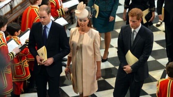 Elizabeth II fêtée : Kate Middleton enceinte et la famille royale à Westminster