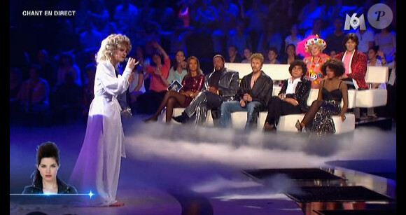 Delphine Chanéac en Bonnie Tyler, dans Un air de star sur M6, le mardi 4 juin 2013.