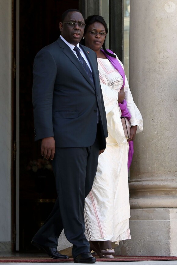 Le président du Sénégal Macky Sall avec sa femme Marieme Faye à l'Elysée le 5 juin 2013.