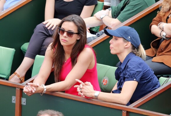 Marine Lorphelin, Miss France 2013 et Sylvie Tellier à Roland-Garros lors du 12e jour des Internationaux de France le 6 juin 2013