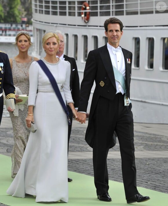 Le prince Pavlos de Grece et la princesse Marie-Chantal de Grèce embarquent à bord du SS Stockholm lors du mariage de la princesse Madeleine et de Chris O'Neill le 8 juin 2013 à Stockholm, en route pour la réception à Drottningholm.